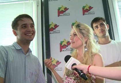 Vor sparge showbiz-ul? Trupa Peeno a lansat prima piesa la ProFM - VIDEO
Vor sparge showbiz-ul? Trupa Peeno a lansat prima piesa la ProFM - VIDEO