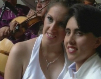 Cateva cupluri de homosexuali si-au unit destinele in acelasi timp, la o ceremonie comuna, in Mexic
