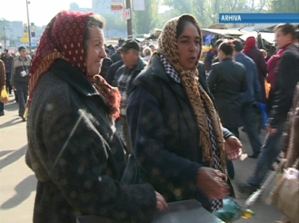 Sprijin pentru romi: Persoanele de etnie roma din Moldova vor avea mediatori comunitari