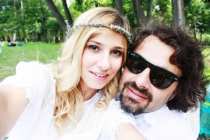 Dana Rogoz a implinit un an de casatorie! Cum a petrecut vedeta nunta de hartie - FOTO
