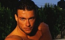Jean Claude Van Damme revine in forta! Cum arata actorul la 52 de ani - VIDEO