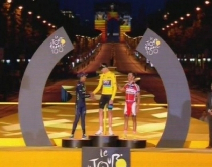 Britanicul Chris Froome a castigat editia cu numarul 100 a Turului Frantei. Vezi cum a sarbatorit Britanicul Chris Froome a castigat editia cu numarul 100 a Turului Frantei. Vezi cum a sarbatorit