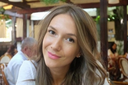 FOTOGRAFIE DE COLECTIE. Adela Popescu, la 14 ani. Vezi cum arata FOTOGRAFIE DE COLECTIE. Adela Popescu, la 14 ani. Vezi cum arata