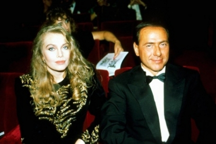 A fost o italianca sexy, dar si-a pierdut farmecul. Cum arata acum fosta sotie a lui Berlusconi - FOTO A fost o italianca sexy, dar si-a pierdut farmecul. Cum arata acum fosta sotie a lui Berlusconi - FOTO