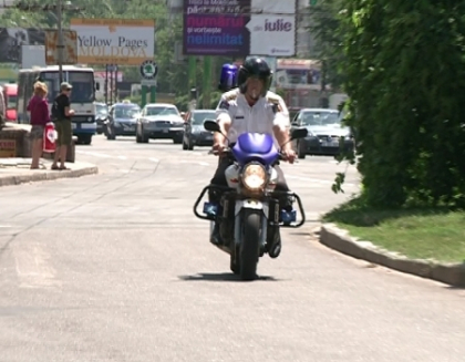 Ai vazut-o pe strazi? Cum arata singura motocicleta a politistilor: "Mai bine ar merge pe cai" Ai vazut-o pe strazi? Cum arata singura motocicleta a politistilor: "Mai bine ar merge pe cai"