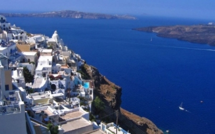 Grecia se vinde "la bucata". Preturile platite de vedetele de la Hollywood pentru insulele grecesti Grecia se vinde "la bucata". Preturile platite de vedetele de la Hollywood pentru insulele grecesti
