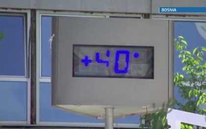 Europa, sub avertizare de canicula. Temperaturi de 40 de grade anuntate in cel putin 3 tari Europa, sub avertizare de canicula. Temperaturi de 40 de grade anuntate in cel putin 3 tari