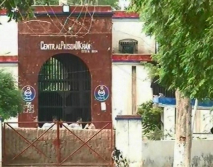 Evadare in masa dintr-o inchisoare din Pakistan. Peste 250 de detinuti au reusit sa fuga