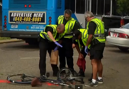 Visul american, incheiat tragic. Un student ucrainean a murit strivit de rotile unui autobuz Visul american, incheiat tragic. Un student ucrainean a murit strivit de rotile unui autobuz