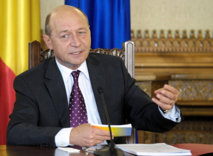 Traian Basescu: Taxele consulare pentru cetatenii Republicii Moldova trebuie reduse
