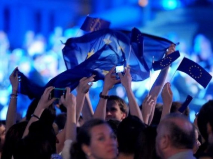 Tara proaspat intrata in UE, care deja incearca sa evite falimentul Tara proaspat intrata in UE, care deja incearca sa evite falimentul