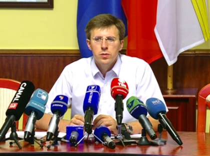 Chirtoaca ramane fara bani? "Guvernul vrea sa lipseasca bugetul municipal de 1,5 miliarde de lei" Chirtoaca ramane fara bani? "Guvernul vrea sa lipseasca bugetul municipal de 1,5 miliarde de lei"