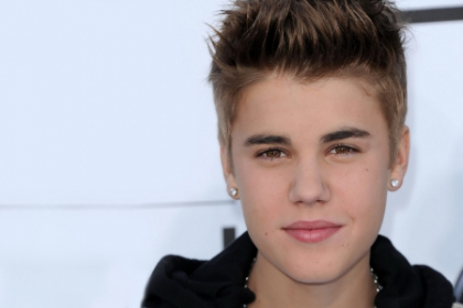 Selena Gomez e in stare de soc! Ea e noua iubita a lui Justin Bieber? FOTO
Selena Gomez e in stare de soc! Ea e noua iubita a lui Justin Bieber? FOTO