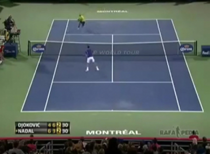 Showman-ul a ramas cu buza umflata. Novak Djokovic, lovit cu mingea in fata de Rafael Nadal Showman-ul a ramas cu buza umflata. Novak Djokovic, lovit cu mingea in fata de Rafael Nadal
