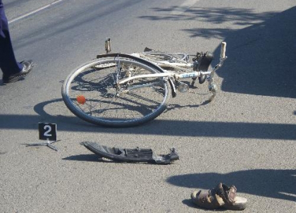 Un sofer moldovean a ranit un biciclist in Romania: Cum s-a intamplat