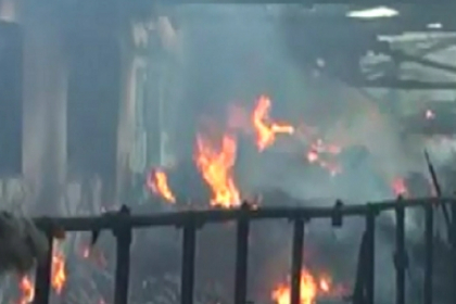Incendiu de proportii la o ferma din raionul Soldanesti: Flacarile au mistuit totul Incendiu de proportii la o ferma din raionul Soldanesti: Flacarile au mistuit totul