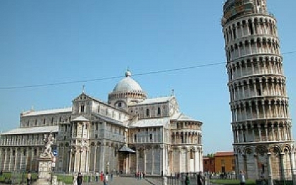 Turnul din Pisa isi reduce treptat gradul de inclinare. Lucrarile de restaurare avanseaza Turnul din Pisa isi reduce treptat gradul de inclinare. Lucrarile de restaurare avanseaza
