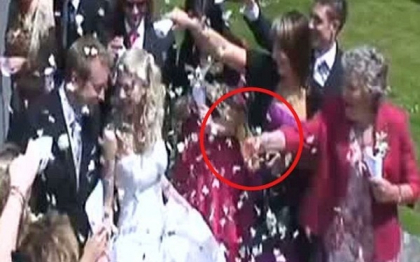Incidentul care era sa strice nunta perfecta. Ce a surprins fotograful Incidentul care era sa strice nunta perfecta. Ce a surprins fotograful