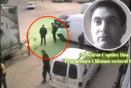 VIDEO. Un PROCUROR, organizatorul unei batai generale? Mocanu: Cativa tineri au fost maltratati VIDEO. Un PROCUROR, organizatorul unei batai generale? Mocanu: Cativa tineri au fost maltratati