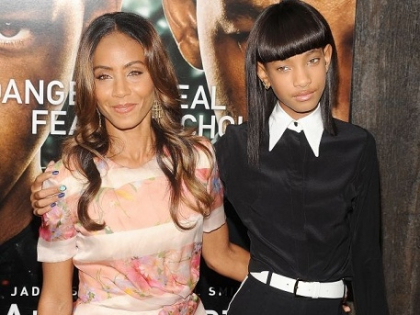 Willow, fiica lui Will Smith socheaza din nou! Cum a aparut pe strada adolescenta de 12 ani - FOTO Willow, fiica lui Will Smith socheaza din nou! Cum a aparut pe strada adolescenta de 12 ani - FOTO
