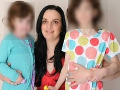TRAGEDIA unei mame! Desi au doar 4 ani, fetele ei arata CA LA 50. "Nu doresc nimanui asa ceva" - FOTO