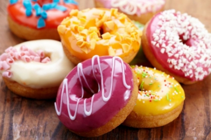 Cum sa-ti invingi poftele de dulce, sarat si gras. 6 trucuri care iti inving dependenta