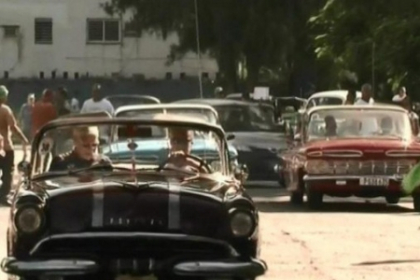 Havana a fost gazda unei parade a masinilor de epoca. Vezi cum arata cele mai frumoase masini retro Havana a fost gazda unei parade a masinilor de epoca. Vezi cum arata cele mai frumoase masini retro