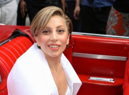 Detaliul cu care si-a ingrozit fanii! Lady Gaga are sanii DISTRUSI la doar 27 de ani - FOTO