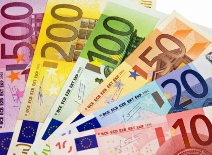 Euro a atins cea mai mare cota intr-un an si jumatate! Cum va evolua moneda unica