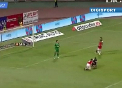 Dinamo Bucuresti s-a descatusat in fata celor de la Universitatea Cluj.Vezi cum a jucat