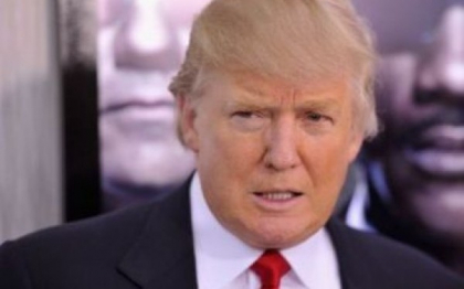 Le-a promis ca vor fi milionari, dar le-a aratat doar o poza. Donald Trump va fi dat in judecata