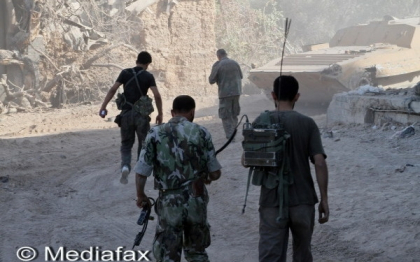 Expertii ONU care anchetau atacul chimic din Siria, vizati de lunetisti. Misiunea a fost suspendata Expertii ONU care anchetau atacul chimic din Siria, vizati de lunetisti. Misiunea a fost suspendata