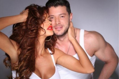 Bianca Dragusanu in cea mai scurta rochie posibila! Victor Slav nu a mai suportat sa fie pozati
Bianca Dragusanu in cea mai scurta rochie posibila! Victor Slav nu a mai suportat sa fie pozati