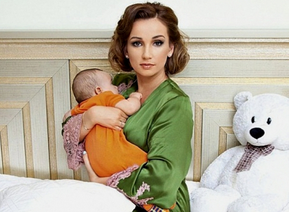 Anfisa Cehova si-a crestinat fiul! Cum arata copilul de un anisor al vedetei - FOTO
Anfisa Cehova si-a crestinat fiul! Cum arata copilul de un anisor al vedetei - FOTO