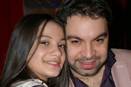 Implineste 13 ani, dar arata de 20. Ce petrecere de milioane i-a oferit manelistul Florin Salam fiicei sale - FOTO Implineste 13 ani, dar arata de 20. Ce petrecere de milioane i-a oferit manelistul Florin Salam fiicei sale - FOTO