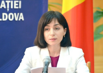 Maia Sandu si-a tras schimbare de look si arata ca o pustoaica! Uite cum arata acum Ministrul Educatiei - FOTO
