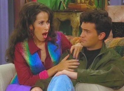 O mai tii minte pe Janice din "Friends"? Cum arata la 9 ani dupa serial si cum suna vocea ei in realitate

