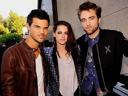 Asa inca nu i-ai vazut! Cum aratau vedetele din Twilight in adolescenta - FOTO Asa inca nu i-ai vazut! Cum aratau vedetele din Twilight in adolescenta - FOTO
