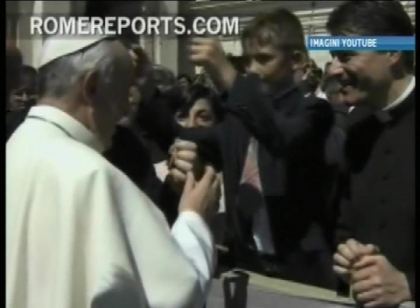 Baietelul orfan care s-a intalnit cu Papa de la Roma a ajuns la Chisinau. Cu ce impresii a ramas Baietelul orfan care s-a intalnit cu Papa de la Roma a ajuns la Chisinau. Cu ce impresii a ramas