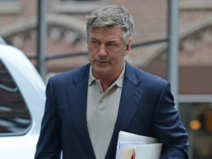 Alec Baldwin a devenit tatic la 55 de ani. Cum arata cu micuta sa - FOTO Alec Baldwin a devenit tatic la 55 de ani. Cum arata cu micuta sa - FOTO