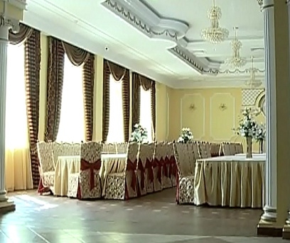 Restaurantul in care s-au intoxicat mai multe persoane se pregateste de o noua nunta Restaurantul in care s-au intoxicat mai multe persoane se pregateste de o noua nunta