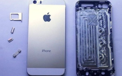 iPhone 5S, lansare oficiala. Marile asteptari ale expertilor pentru noul model de la Apple