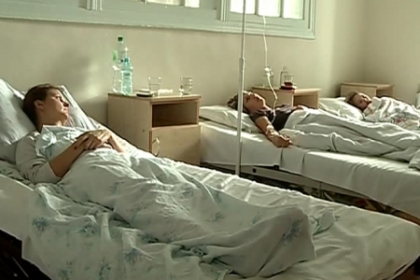 Boala care a ucis persoana si a bagat in spital alte zeci. Ce este salmonela si cum se manifesta