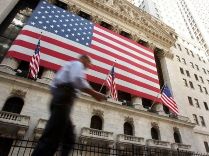 Lumea, in pericol. De ce falimentul Lehman Brothers se poate repeta