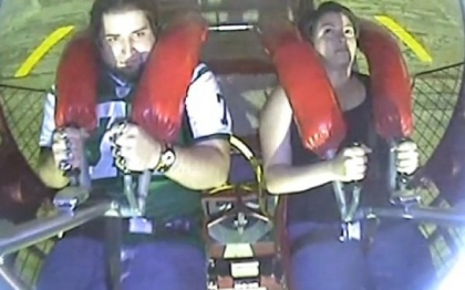 Tipetele dintr-un parc de distractii ale unui barbat l-au facut star pe internet. VIDEO Tipetele dintr-un parc de distractii ale unui barbat l-au facut star pe internet. VIDEO