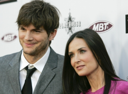 Demi Moore si Ashton Kutcher, suprinsi din nou impreuna. Cum au reactionat cei doii - VIDEO
