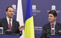 Doi oficiali din UE cer romanilor si europenilor sa cumpere vin moldovenesc, dupa boicotul rusesc Doi oficiali din UE cer romanilor si europenilor sa cumpere vin moldovenesc, dupa boicotul rusesc