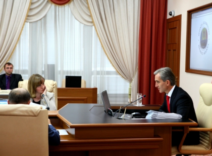 Noi ambasadori si viceministri. VEZI ce numiri au fost facute la Guvern