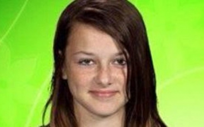 O eleva de 12 ani s-a sinucis dupa ce a primit un mesaj pe Facebook. Ce i-au scris colegii O eleva de 12 ani s-a sinucis dupa ce a primit un mesaj pe Facebook. Ce i-au scris colegii
