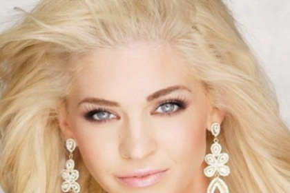 Frumoasa plina de tatuaje de la Miss America. Lumea a ramas cu gura cascata cand a aparut in costum de baie